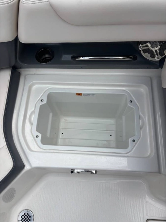Chaparral 230 Suncoast Deluxe nuova in vendita