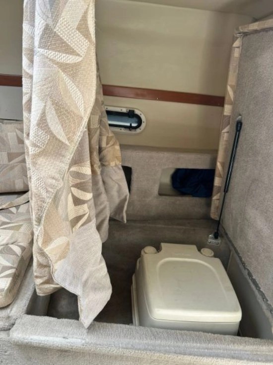 Four Winns Sundowner 255 de segunda mano en venta