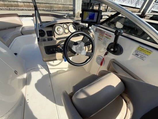 Bayliner 210 usado à venda