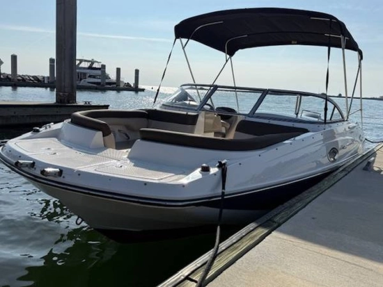 Bayliner 210 usado à venda