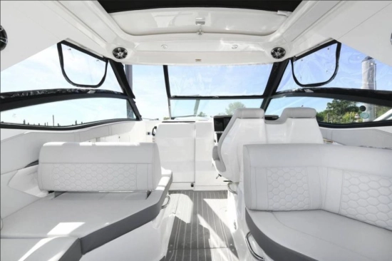 Sea Ray Sundancer 320 nuevo en venta
