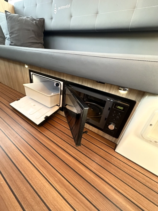 Cobra Ribs Futura 40 Grand Horizon nuevo en venta
