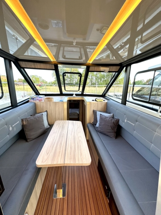Cobra Ribs Futura 40 Grand Horizon nuevo en venta