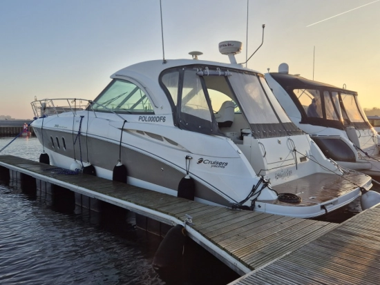 Cruisers Yachts 390 Coupe de segunda mano en venta