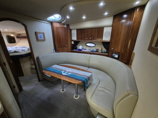 Cruisers Yachts 370 Express usata in vendita