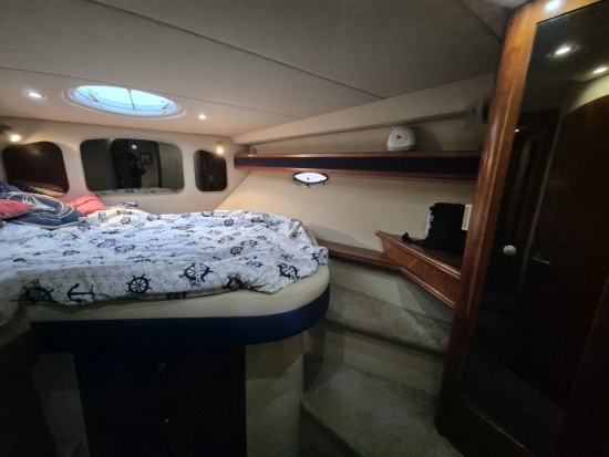 Cruisers Yachts 370 Express usata in vendita