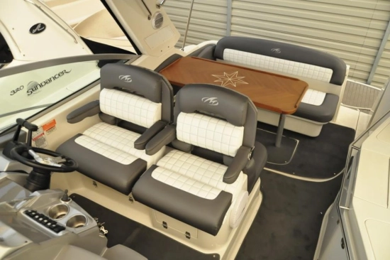 Monterey 290 CR usata in vendita