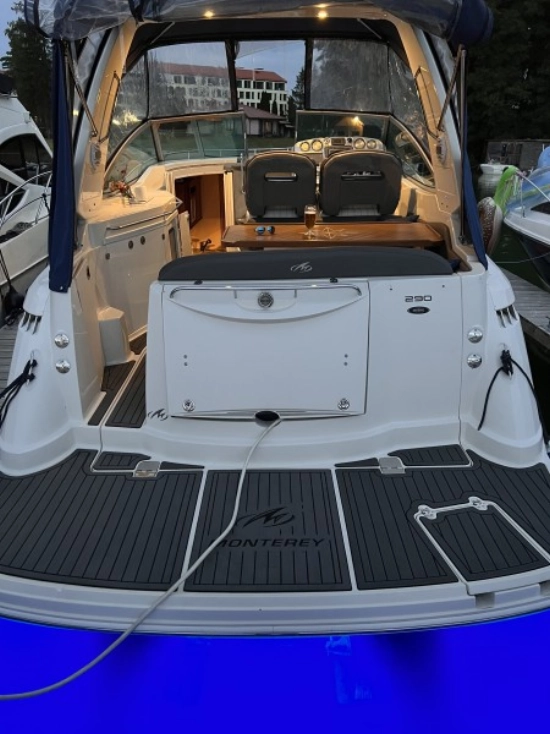 Monterey 290 CR usata in vendita