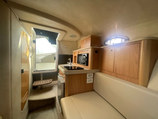 Sea Ray Sundancer 255 usata in vendita