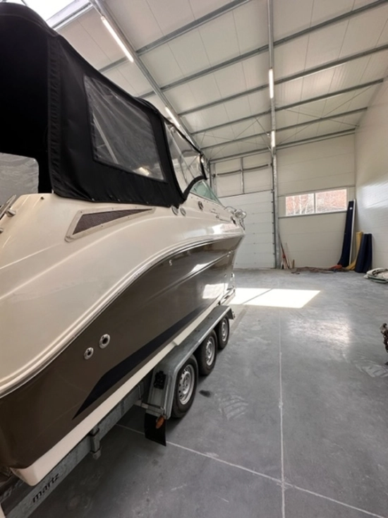 Sea Ray Sundancer 255 usata in vendita