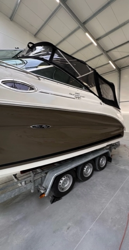 Sea Ray Sundancer 255 usata in vendita