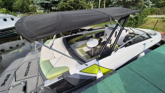 Glastron 245 GTS novos à venda