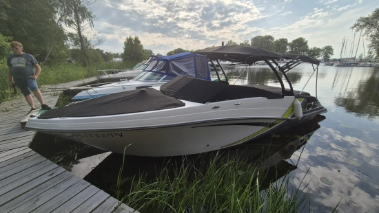 Glastron 245 GTS novos à venda