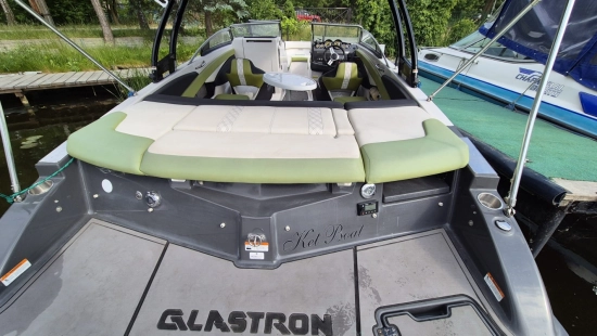 Glastron 245 GTS novos à venda