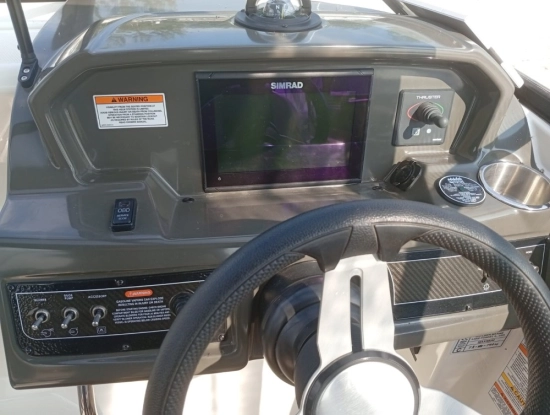 Bayliner VR6 Cuddy usado à venda