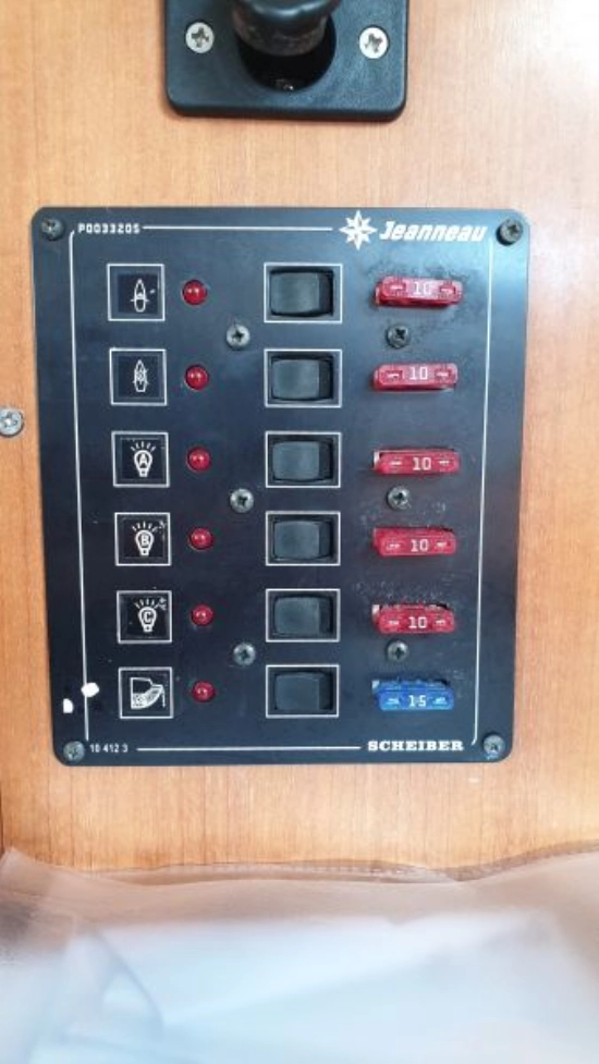 Jeanneau 2500 Sun de segunda mano en venta