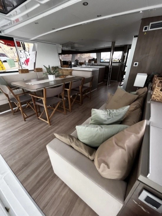 Chantier Catana Bali 5.4 usata in vendita