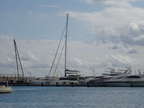 Chantier Catana Bali 5.4 usata in vendita