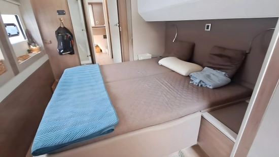 Chantier Catana Bali 5.4 usado à venda