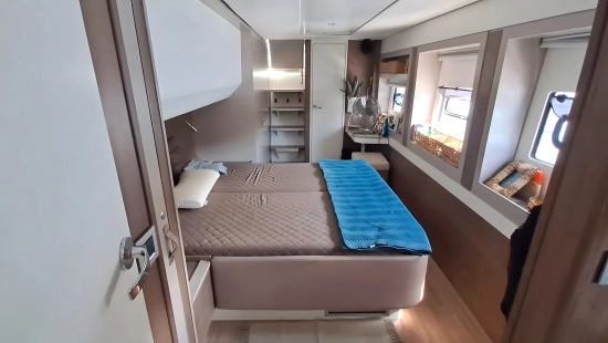 Chantier Catana Bali 5.4 usado à venda