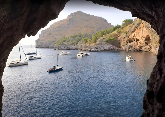 Chantier Catana Bali 5.4 usado à venda