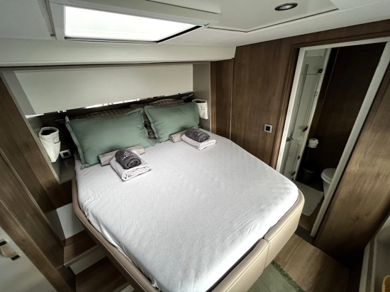 Chantier Catana Bali 5.4 usado à venda