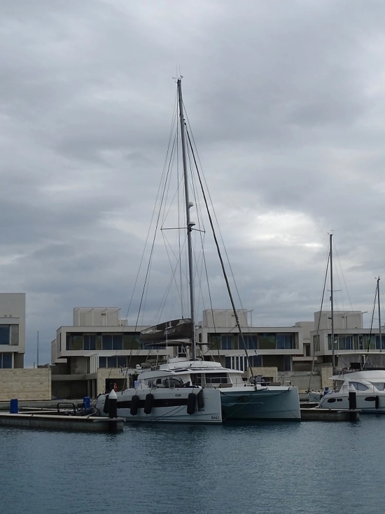 Chantier Catana Bali 5.4 usado à venda
