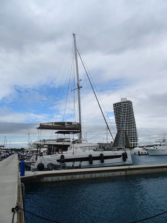 Chantier Catana Bali 5.4 usado à venda