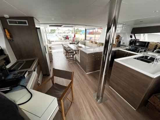 Chantier Catana Bali 5.4 usado à venda