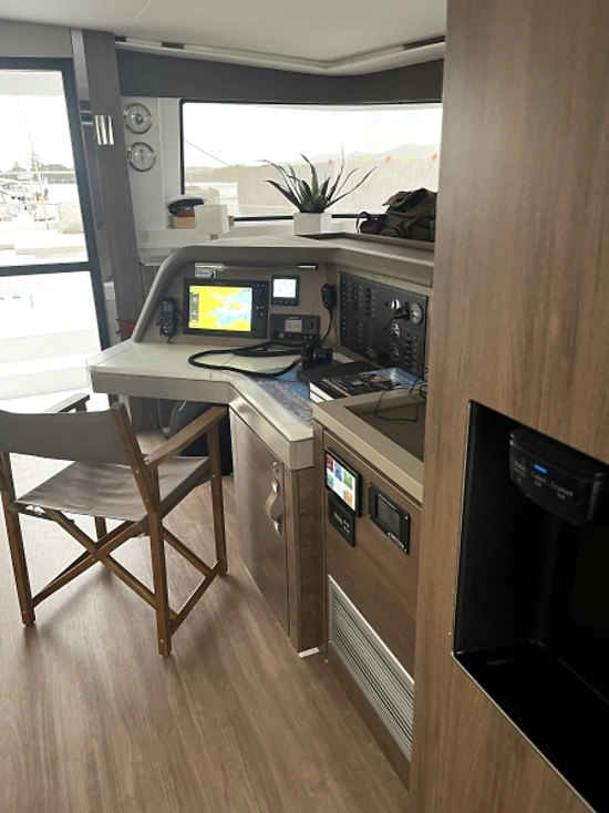 Chantier Catana Bali 5.4 usado à venda
