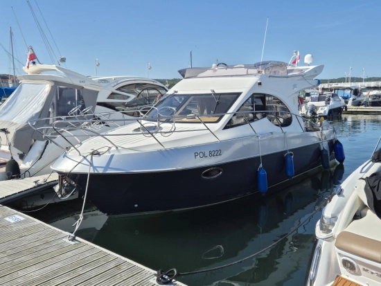 Galeon 290 Fly usado à venda
