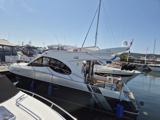 Galeon 290 Fly usado à venda