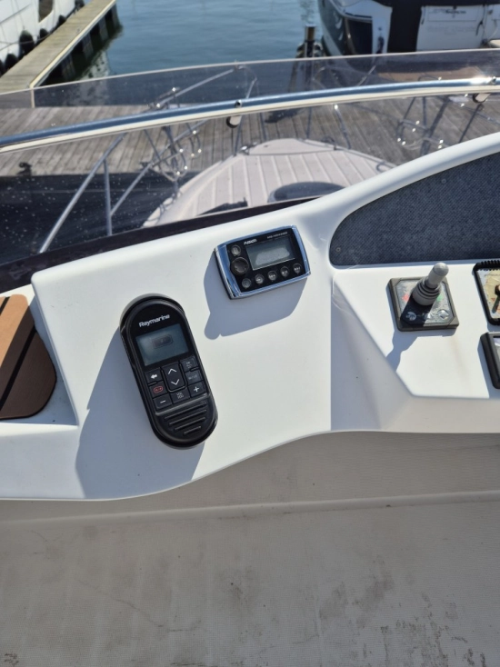 Galeon 290 Fly usado à venda