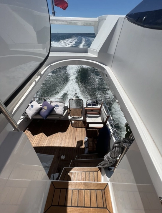 Galeon 290 Fly usado à venda