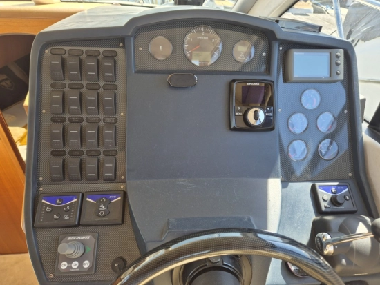 Galeon 290 Fly usado à venda