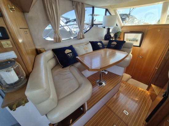 Galeon 290 Fly usado à venda