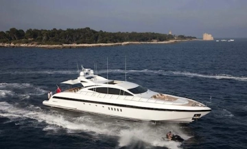 Overmarine Group Mangusta 92 usado à venda