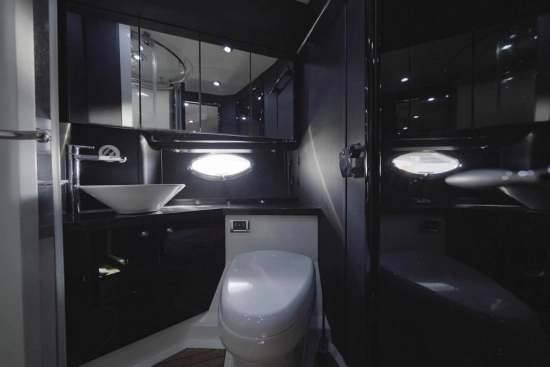 Sunseeker Predator 62 usata in vendita