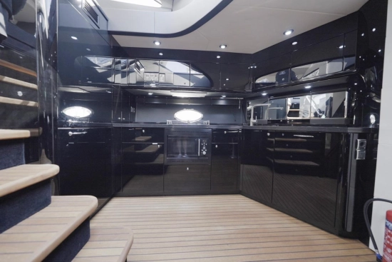 Sunseeker Predator 62 usata in vendita