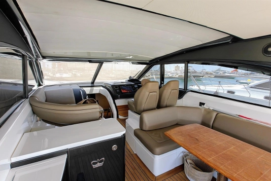 Princess V48 usata in vendita
