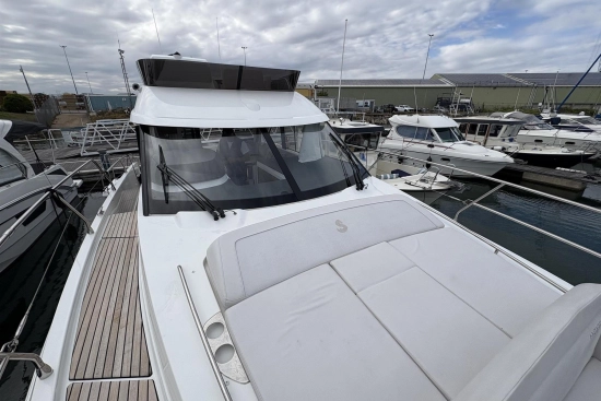 Beneteau Antares 12 Flybridge de segunda mano en venta