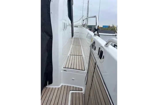 Beneteau Antares 12 Flybridge de segunda mano en venta