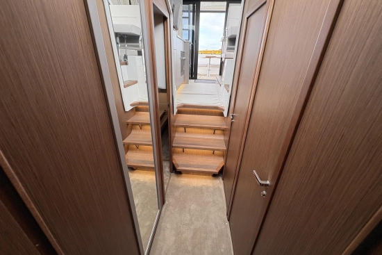 Beneteau Antares 12 Flybridge de segunda mano en venta
