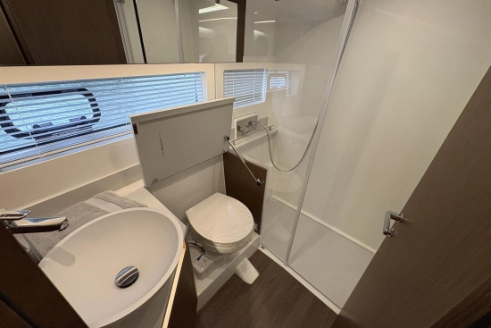 Beneteau Antares 12 Flybridge de segunda mano en venta