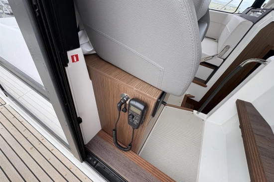 Beneteau Antares 12 Flybridge de segunda mano en venta