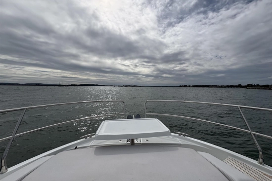 Beneteau Antares 12 Flybridge de segunda mano en venta