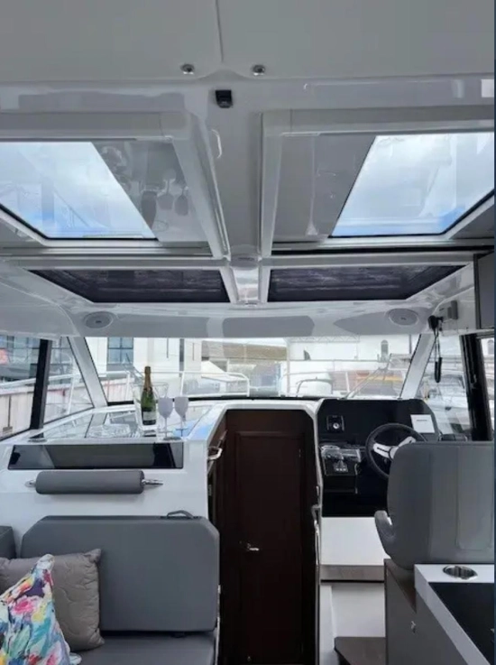 Beneteau Antares 11 Coupe usado à venda