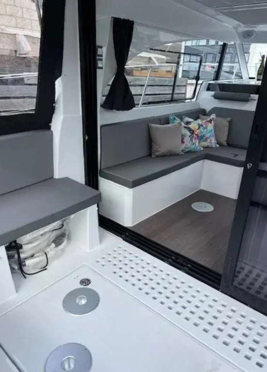 Beneteau Antares 11 Coupe usado à venda