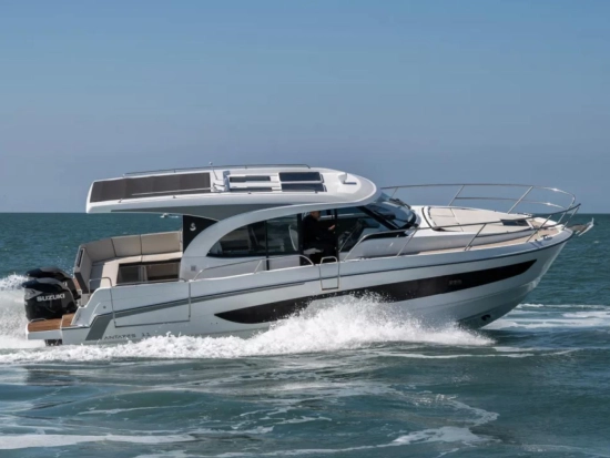 Beneteau Antares 11 Coupe usado à venda