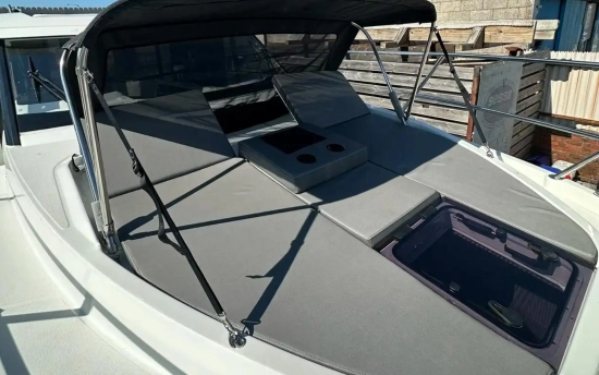 Beneteau Antares 11 Coupe usado à venda